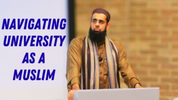 Navigating University as a Muslim